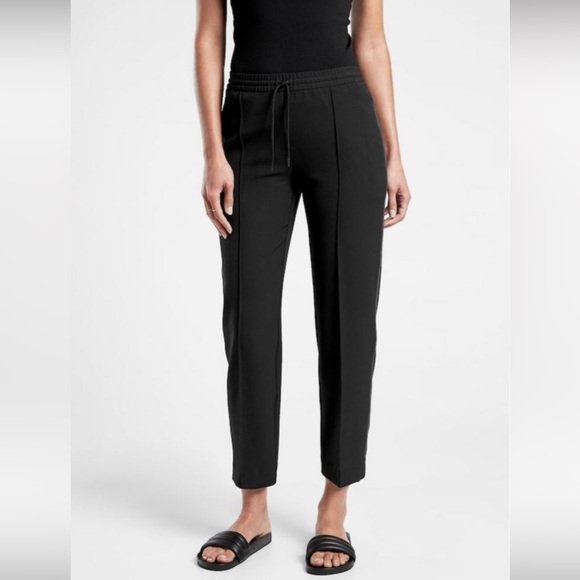 Athleta Endeavor Straight Leg Pants Black Size 14 Travel Athleisure Lounge - Picture 1 of 10